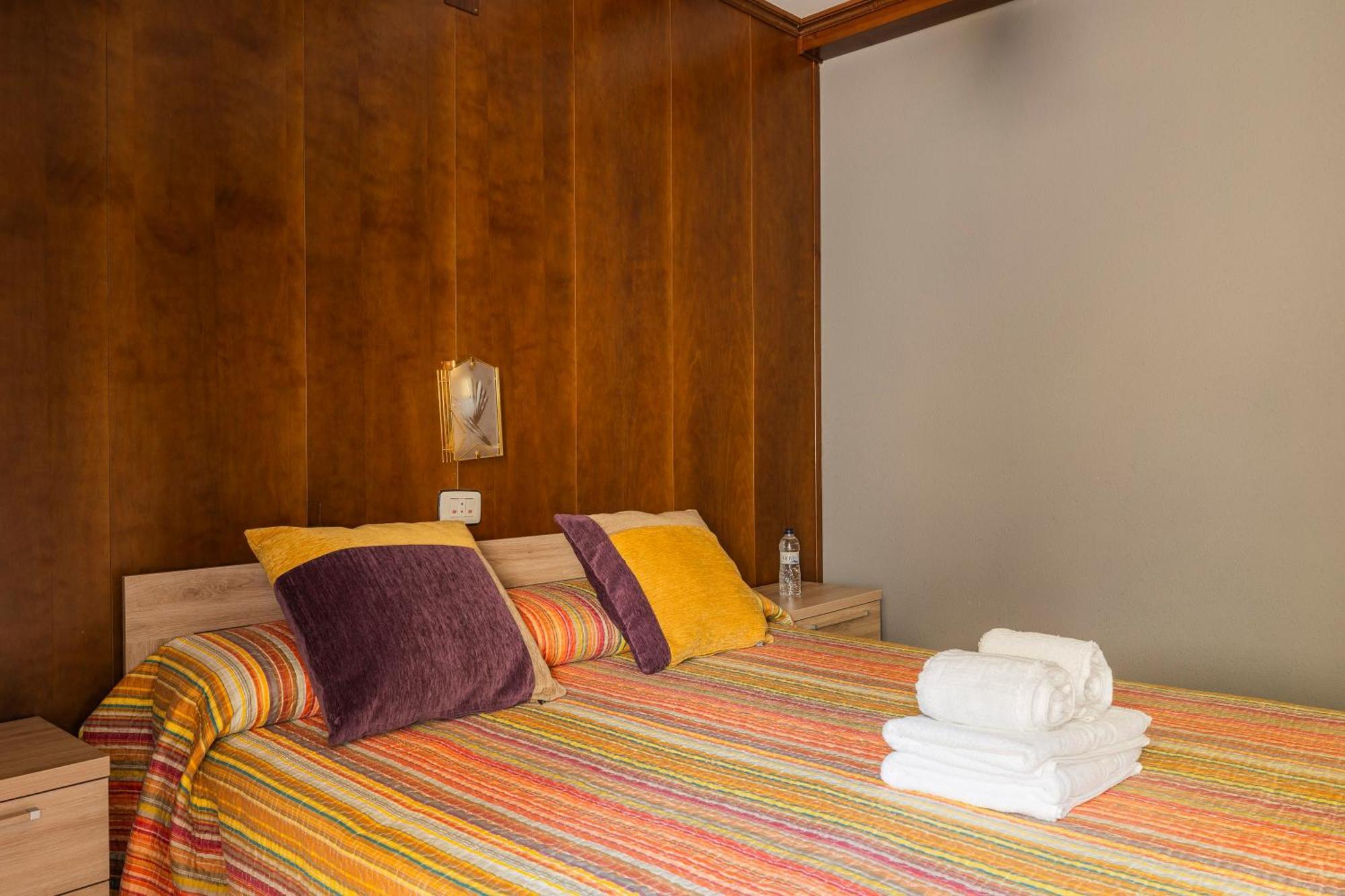 Hostal Los Valles Биелса Екстериор снимка